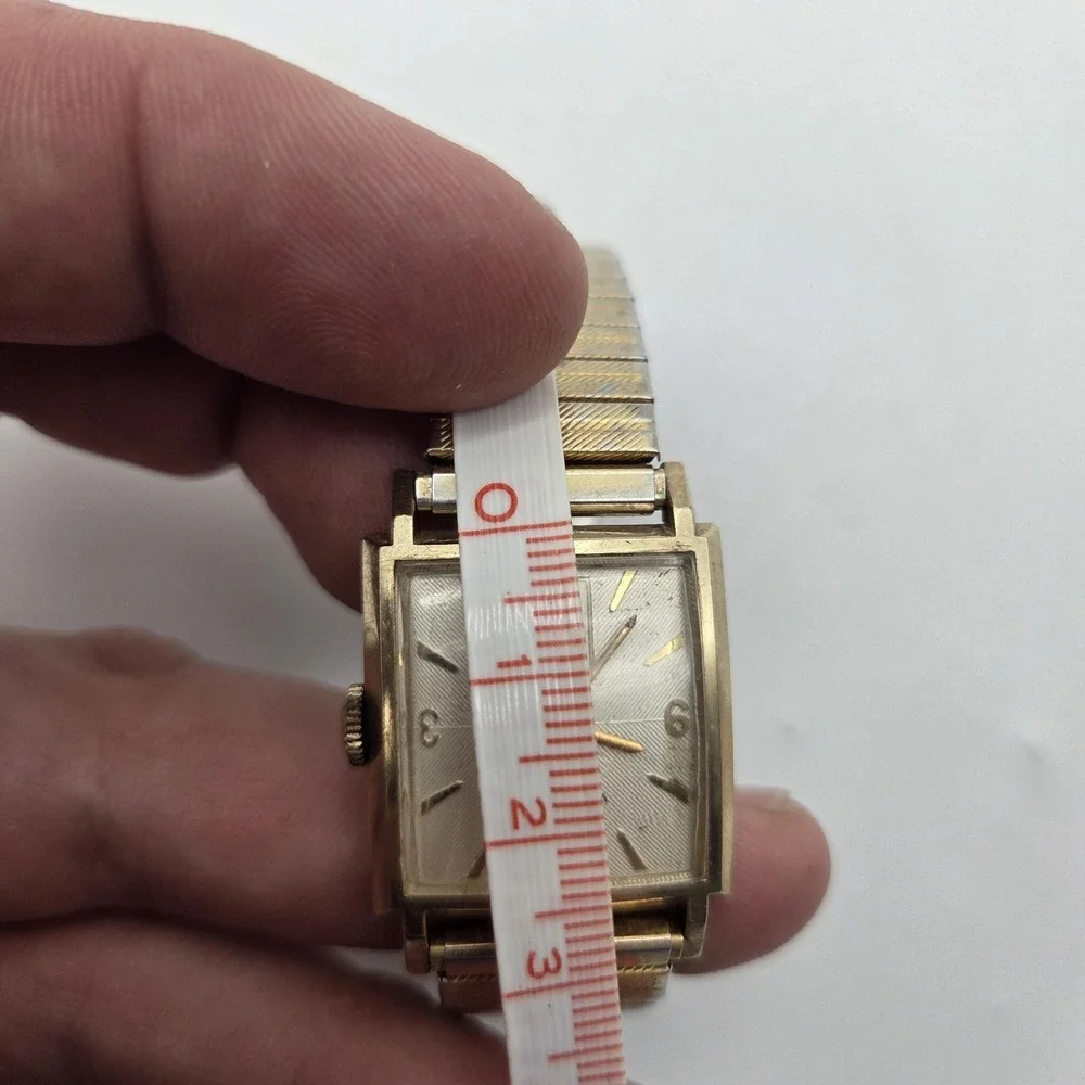 WITTNAUER 10K RGP Square Bezel WATCH Domed Glass 17 Jewels Winding Mechanical
